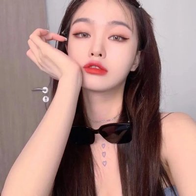 被女帝师傅嫌弃的我,长生不死